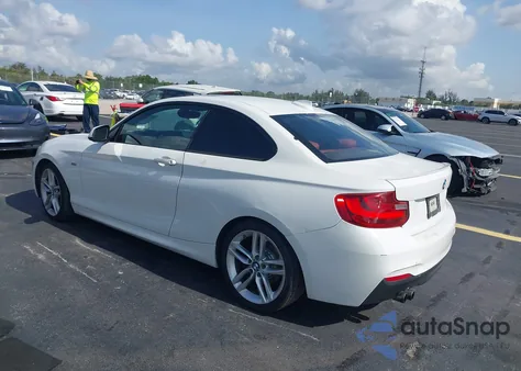 2014 BMW 228 z USA, uszkodzony, nr VIN WBA1F5C54EV246340